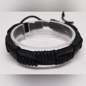 Men's leather bracelet layered black new e57